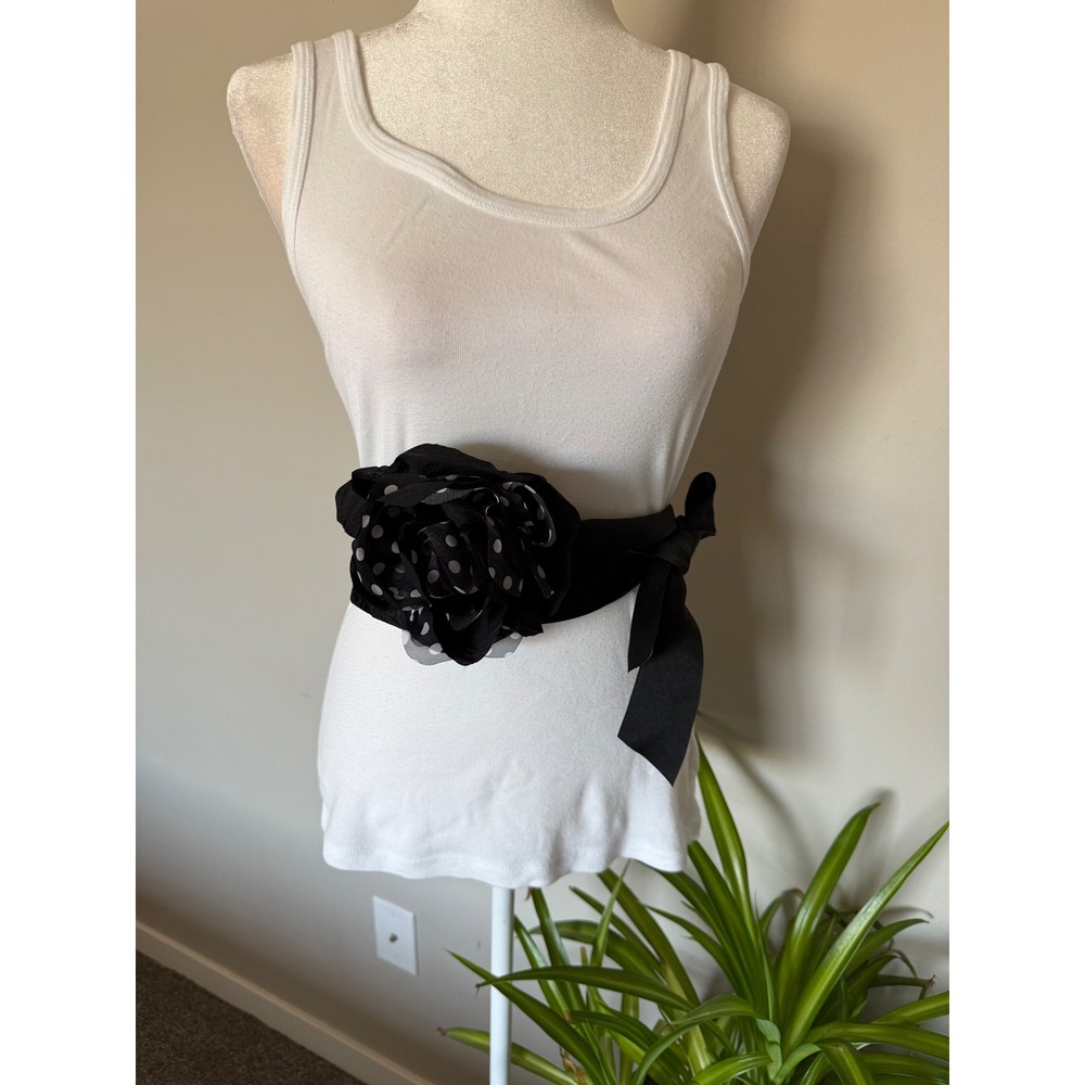 White House Black Market Sash Belt Women OS Black Excellent Polka Dot 3D‎ Flower
